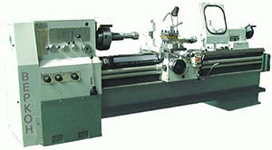 КА-280 Фотография токарно-гвинторізного верстата